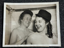 1953 Photo Type 1 Woman Softball Players Take Shower Together Lorelei Gay Int picture