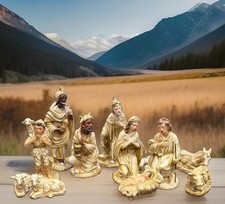 VTG LARGE SCALE PAPER MACHE NATIVITY SET JAPAN GOLD 12” HOLY FAMILY 12pc ELEGANT picture