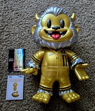 Thrilljoy Bloo x Corpse Bride MEGA PIX Gold Edition Limited 300 picture