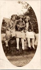 Harmonsburg PA Bob Hair Flapper Girls Fashion Snapshot 1926 Antique Photo picture