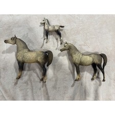 Breyer Horse Family Set Unisex OS Dappled Grey Good 3 Piece Model Lot picture