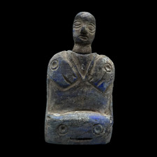 Authentic ancient bactrain lapis stone seated idol statue picture