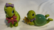 Vintage Ceramic Turtle Figurine Pair Boy Girl Couple holding Daisies Retro MCM picture
