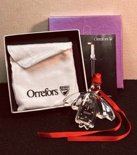 ORREFORS SWEDEN CRYSTAL ANGEL ANNUAL ORNAMENT (2000) picture