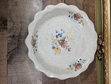 VTG Gray Speckled Floral Scallop Edge 11