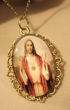 Lacy Rim Goldtone Sacred Heart of Jesus Blessing Cameo Medal Pendant Necklace picture