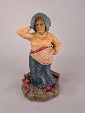 Tom Clark “Apple Annie” Resin Figurine #169 Mountain Lady w/ Hat & Apples picture