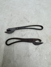 peerless can opener plus other unmarked antique picture