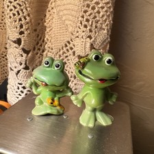 Vintage  2 Frogs Plastic Hong Kong picture