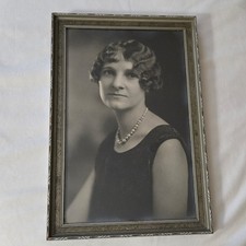 Vtg 1920s  Flapper Woman Photo Portrait Pearls Bob Hair Black & White 8x12 picture