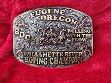RODEO☆2002☆TEAM ROPING CHAMPION TROPHY BUCKLE☆PRO☆EUGENE OREGON☆RARE☆996 picture