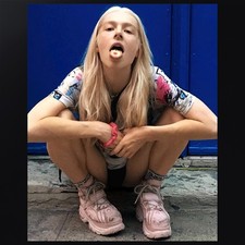 Hunter Schafer 013 | 8 x 10 Photograph | Celebrity Actress, Beautiful Woman picture