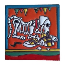 Earthtones Skeleton Dog w/Shoe 4.25