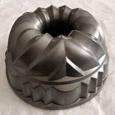 Kaiser Sapphire Bundt Cake Pan Nonstick Cast Aluminum 10 Cup picture