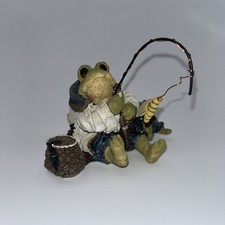 Vintage 1998 Boyds Bears & Friends #36701  Frogmorton & Tad Fly Fishing Figurine picture
