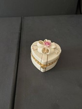 Lenox Treasures of the Heart Exclusive Edition Porcelain Hinged, No Trinket. picture