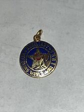 VINTAGE VETERANS OF WORLD WAR 1 AUXILIARY Pendent. AD picture