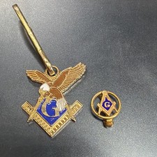 Vintage Masonic Lapel Pin 14k Gold Enamel Blue Lodge Square Compass .60grams picture