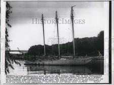 1956 Press Photo Three-masted schooner afloat on the Mississippi River. picture