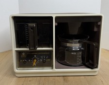 VTG GE GENERAL ELECTRIC SPACEMAKER 10 CUP DRIP COFFEE MAKER TESTED WORKS B1SDC-2 picture