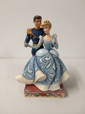 Disney Tradition Jim Shore Cinderella & Prince Charming 