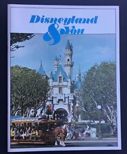 Rare 1986 Welcome to Disneyland New Employee Cast Member Welcome Guide picture