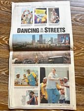 Daily News Sports June 2002 L.A. Lakers NBA Champions Celebration Newspaper picture