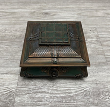 NEW Haunted Mansion Parlor Music Box Disney Cruise Line Treasure Bar DCL RARE picture