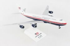 SKYMARKS (SKR1076) AIR FORCE ONE 747-8I (VC-25B) 1:200 SCALE MODEL picture