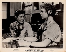 Margaret Leighton + Noelle Middleton in Carrington V.C. (1954) 🎬⭐ Photo K 325 picture