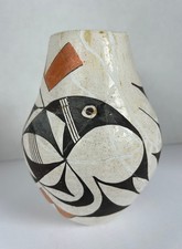 Original Acoma Pueblo polychrome pottery jar (olla) Bird pattern picture
