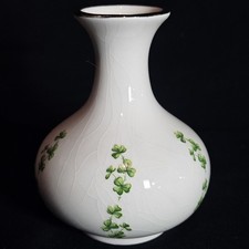Vintage Carrigcraft Carrigaline Irish Shamrock Bud Vase Ivory 5