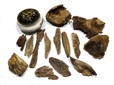 165gr  Aquilaria malacensis agarwood strong aroma incense  from Kalimantan picture
