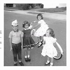 A DAY IN THE LIFE Americana VINTAGE FOUND PHOTO Black And White ORIGINAL 67 47 G picture