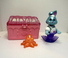 Vintage 1990 Littlest Pet Shop Kissing Sea Bunny PlaySet: Missing Mirror + Crown picture