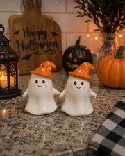 Halloween Ghost Figurine Ceramic Salt And Pepper Shakers New 3