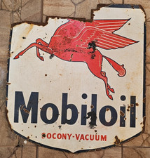 Mobiloil w/Pegasus SOCONY VACUUM PORCELAIN Sign SPANISH 1940s ORIG 30x28 inches picture