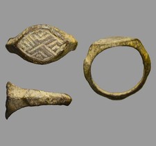 Ancient Bronze Signet Finger Ring Size 7 Geometric Script Bezel 1st Mil BC picture
