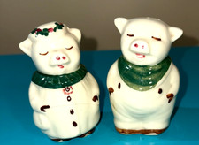 Vintage 1940 Shawnee Shamrock Winnie & Smiley Pig Salt & Pepper Shakers picture