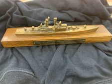 VINTAGE COMMISSIONING MODEL USS SOUTH CAROLINA DLGN-37 BRASS 1975, 10 INCHES picture