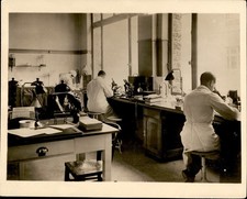 GA317 Approx 1920s Original Underwood Photo CANCER INSTITUTE OF RESEARCH PARIS picture