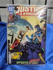 Justice League Unlimited #18A .  We Combine. We Pack Well. picture