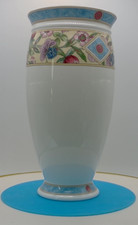 Wedgwood Bone China Sarah Pattern Vase 6