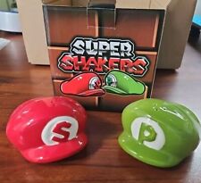Super Mario Bros Salt & Pepper Super Shakers - Mario & Luigi Geek Fuel picture