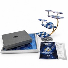 Franklin Mint 1994 Star Trek Tri-Dimensional 3D Chess Set With COA and Box picture