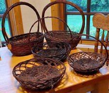 lot of 5 Japanese brown reed flower basketsin the Ikebana style picture