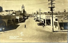 Mexicali Mexico Vtg Postcard Calle Melgar Street View Muebleria Campesino 1940s picture