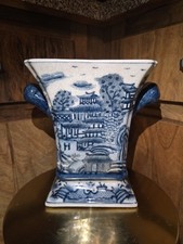 Vintage United Wilson Blue White Chinoiserie Crackle Glaze Vase Urn Handles picture