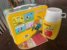 VINTAGE PEANUTS LUNCHBOX AND THERMOS - UNUSED picture