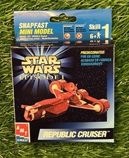 AMT Ertl Republic Cruiser Model Kit Star Wars Episode I Snapfast 1999 Vintage picture